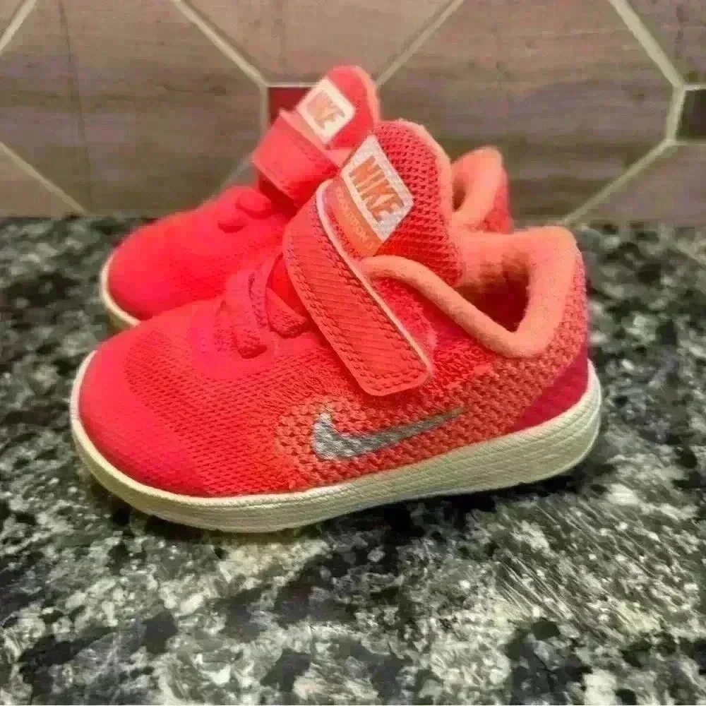 Nike Free Rn Toddlers Style size 4C